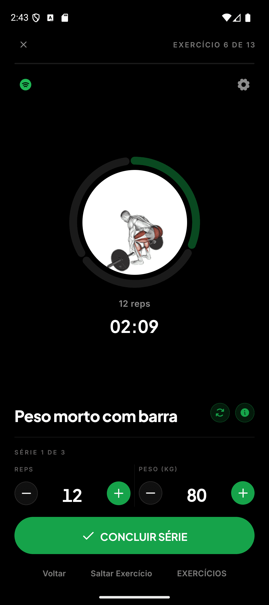 Treino guiado no peso morto com barra, com repetições e descanso